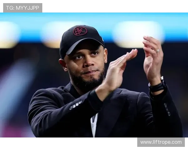 拜仁高层称孔帕尼已证明推动俱乐部发展能力续约无悬念